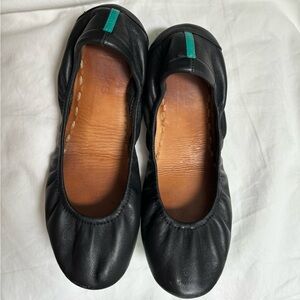 🖤 Chic Black Tieks 🖤